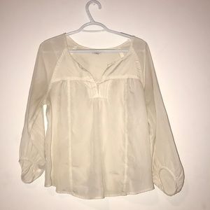 White flowy American eagle shirt